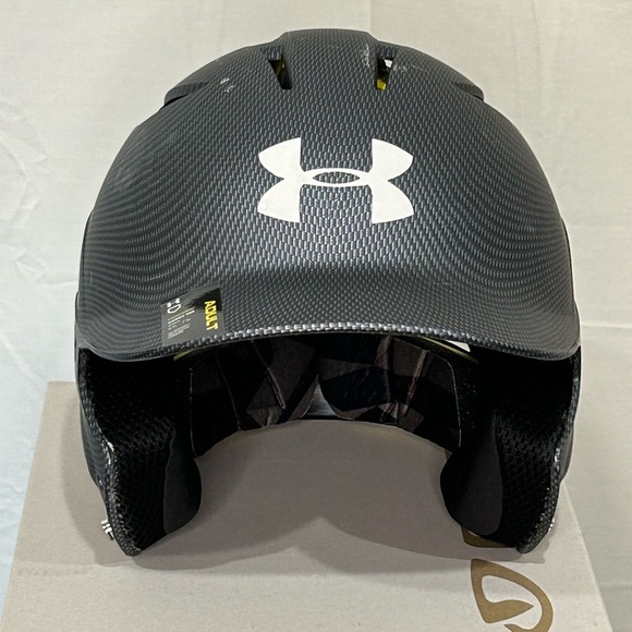 Under Armour Adult Batting Helmet NEW - Picture 1 of 4
